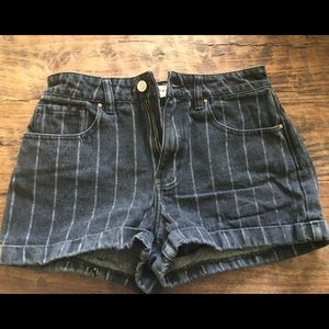 Pacsun striped mom shorts
